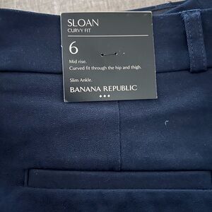 Banana Republic Women’s Pants - Navy Blue